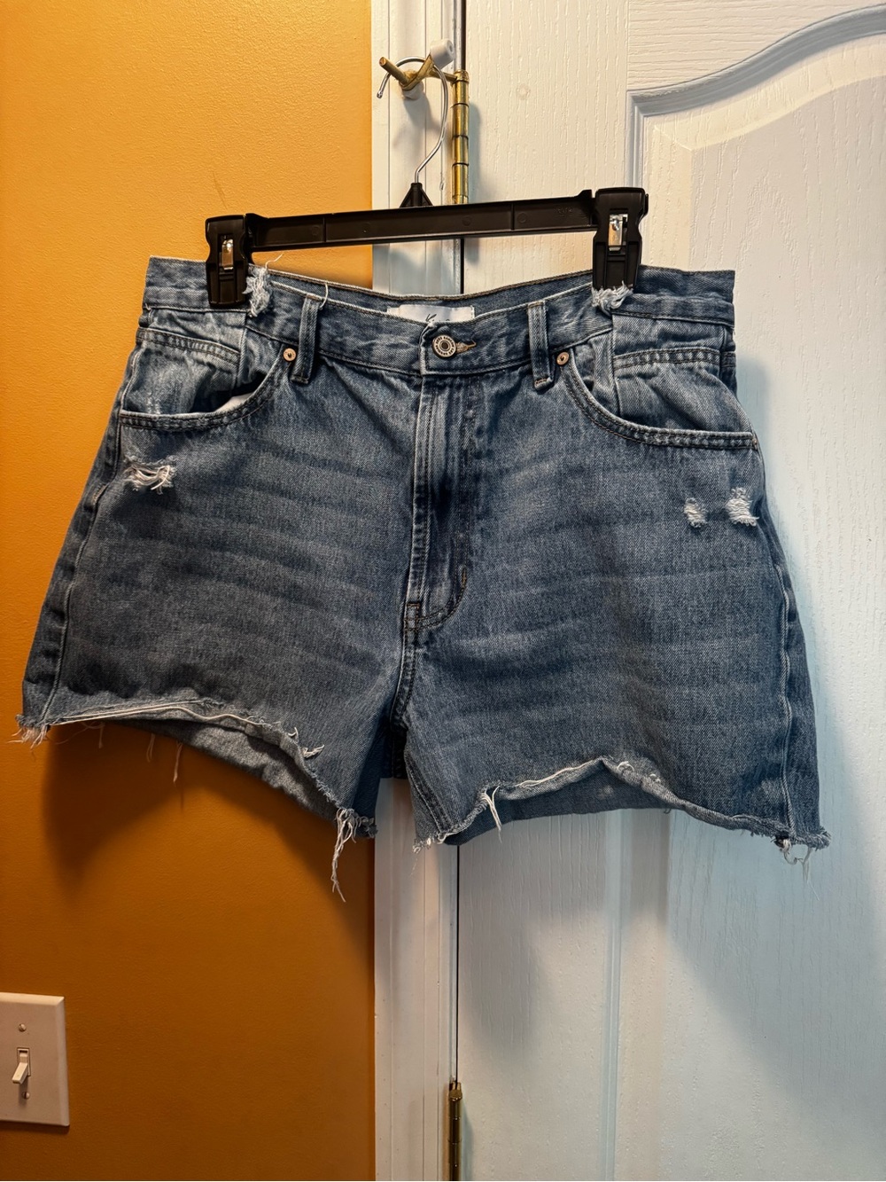 Juniors/Women’s Distressed Denim Shorts - Blue